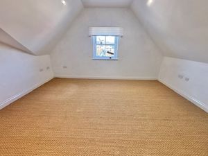 Bedroom- click for photo gallery